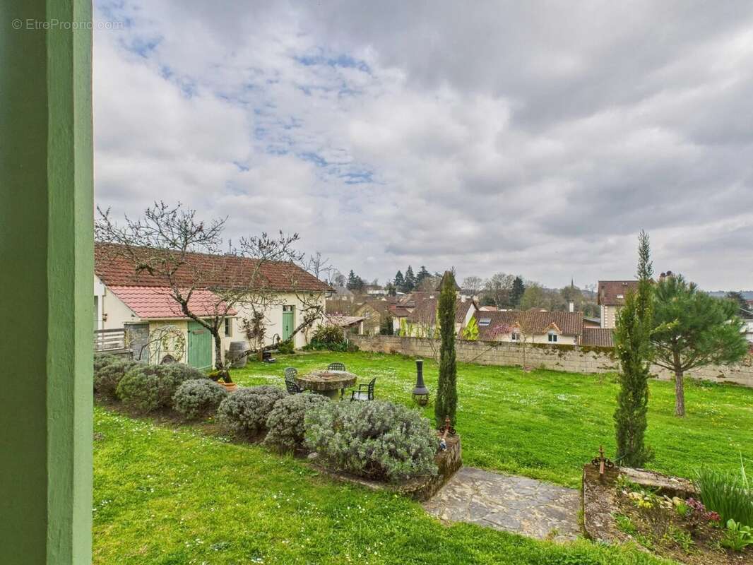 Maison à NONTRON