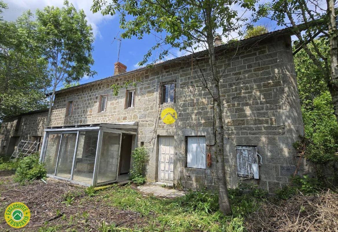 Maison à AUZANCES