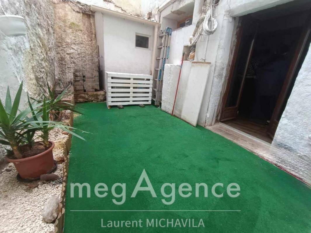 Maison à VILLENEUVE-LES-BEZIERS