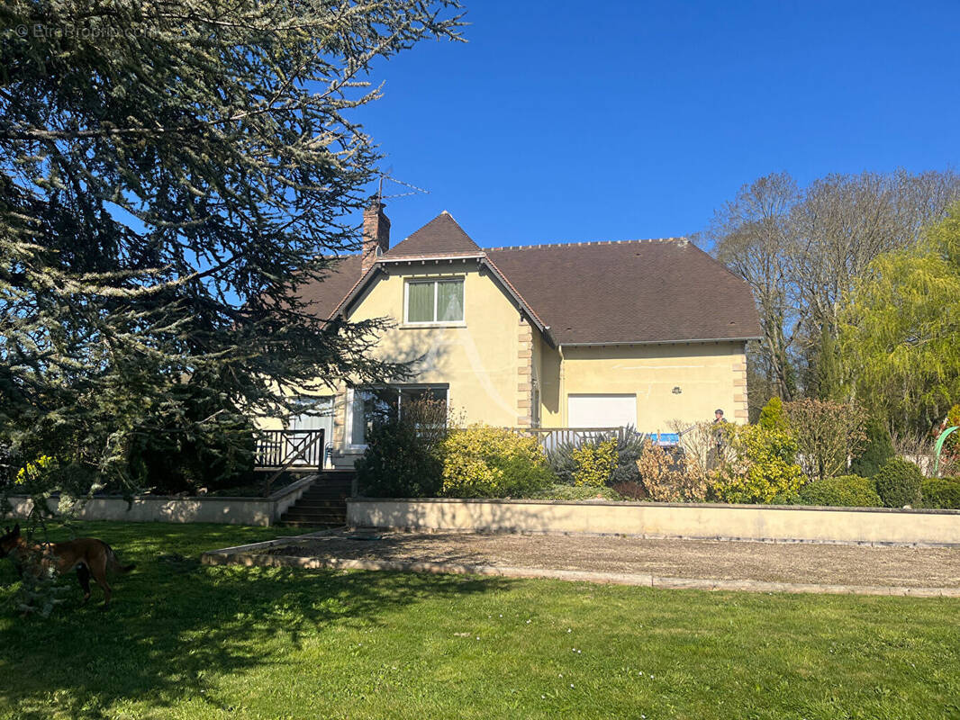 Maison à MARINES