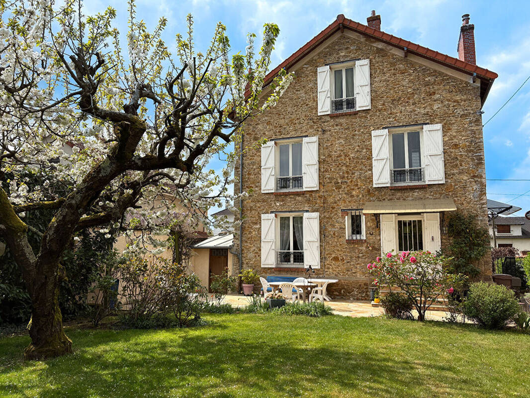 Maison à MONTGERON