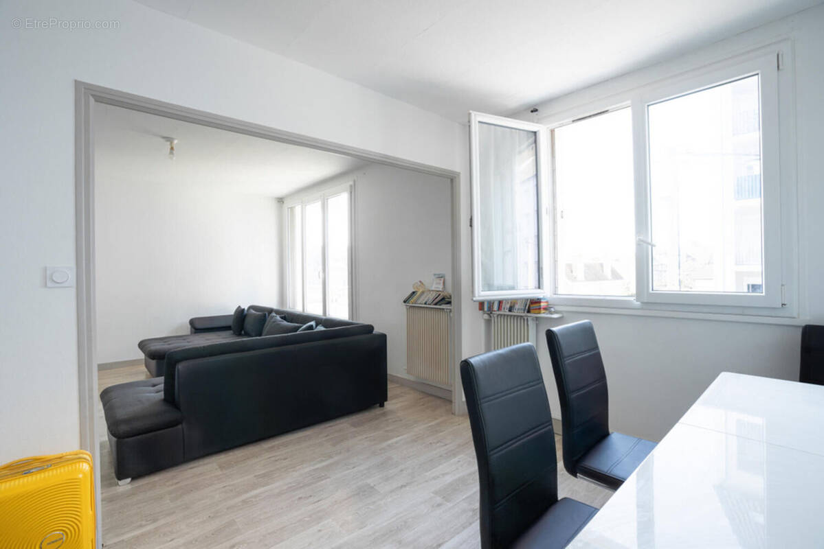 Photo 1 - Appartement à TROYES