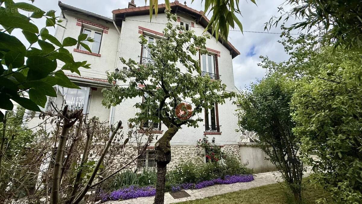 Maison à LE RAINCY