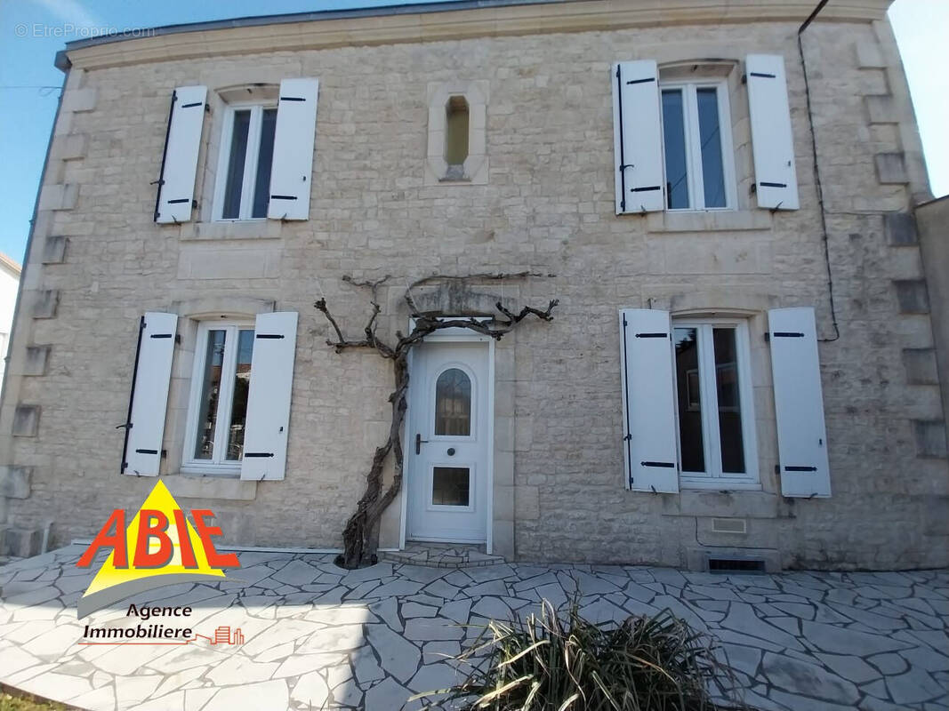Photo 1 - Maison à NIORT
