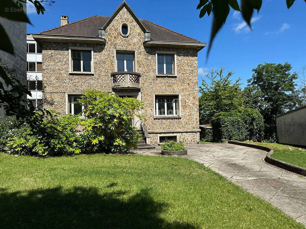 Maison à VERSAILLES