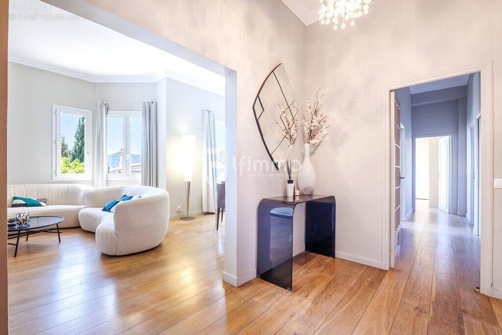 Appartement à MARSEILLE-8E