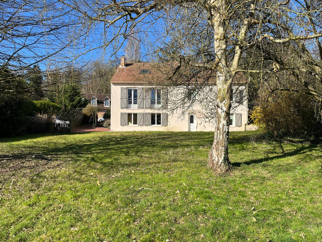 Maison à MAFFLIERS