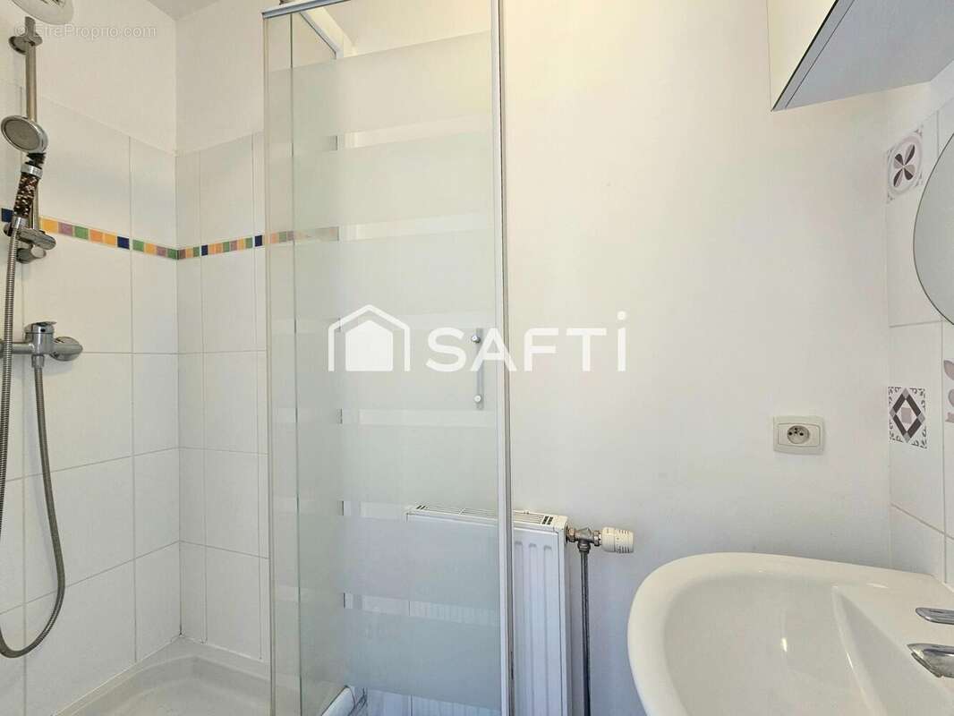 Photo 9 - Appartement à ELANCOURT