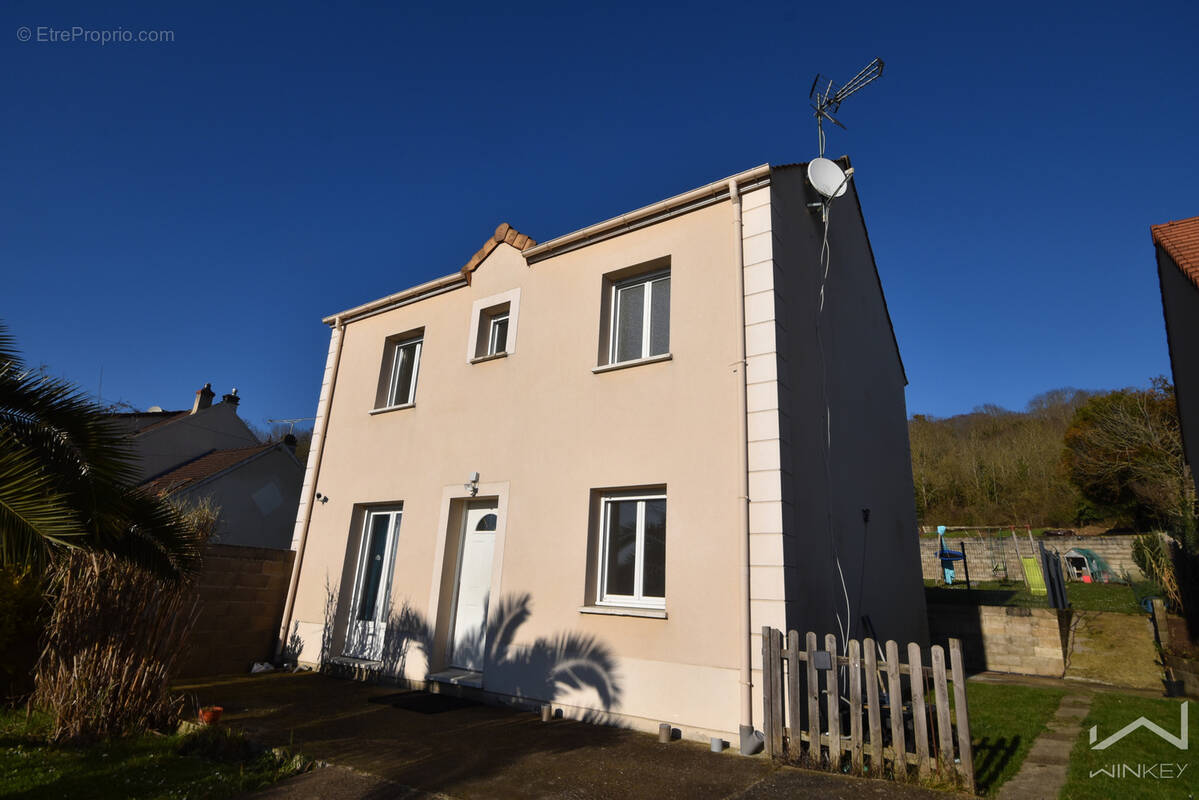 Maison à LIMAY