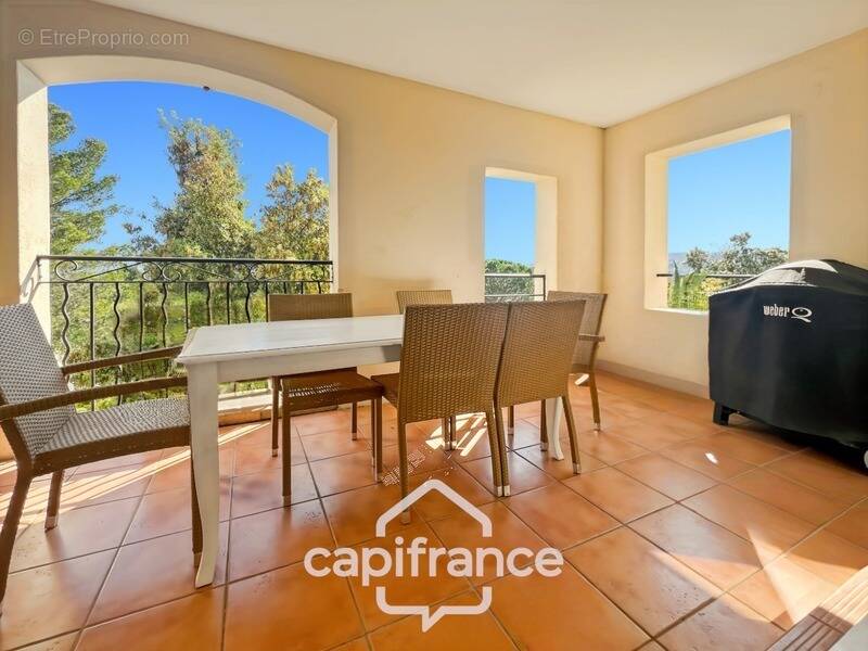 Appartement à MALLEMORT