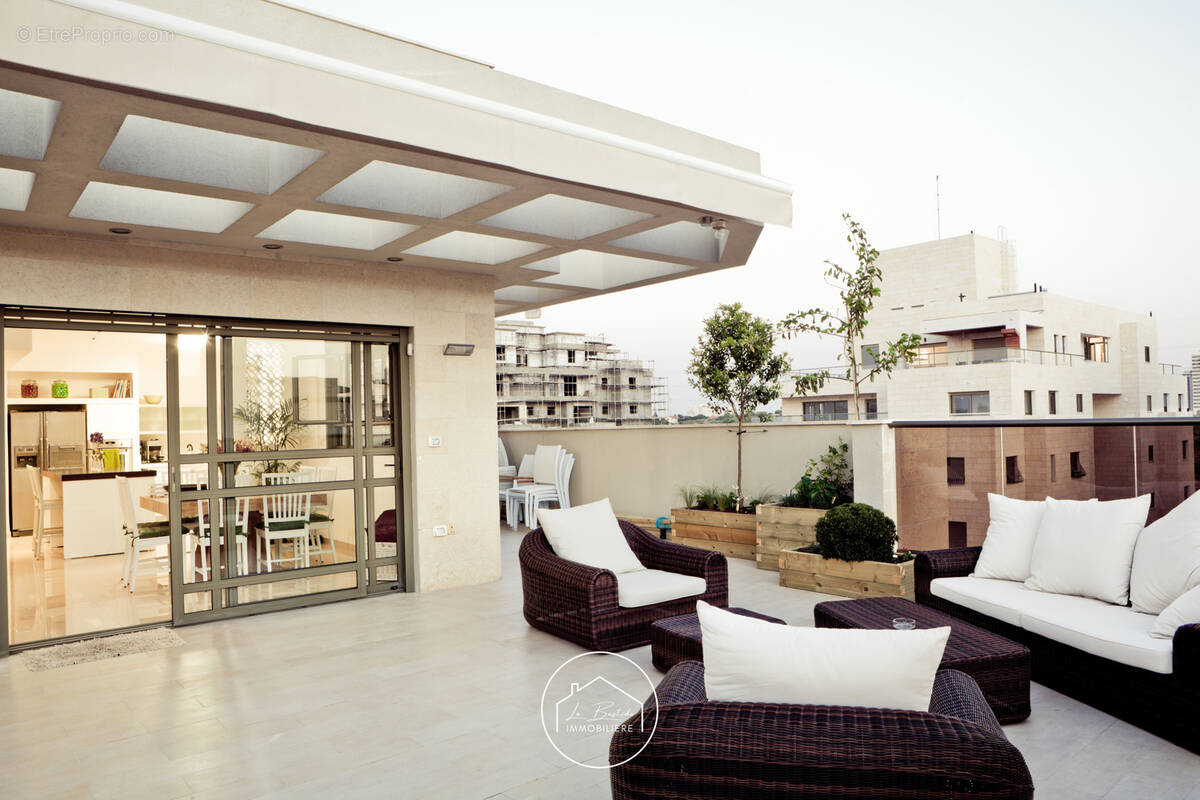 Appartement à MARSEILLE-8E