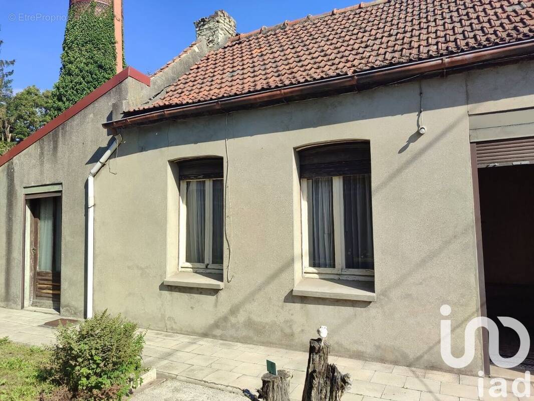Photo 1 - Maison à COURCELLES-LES-LENS