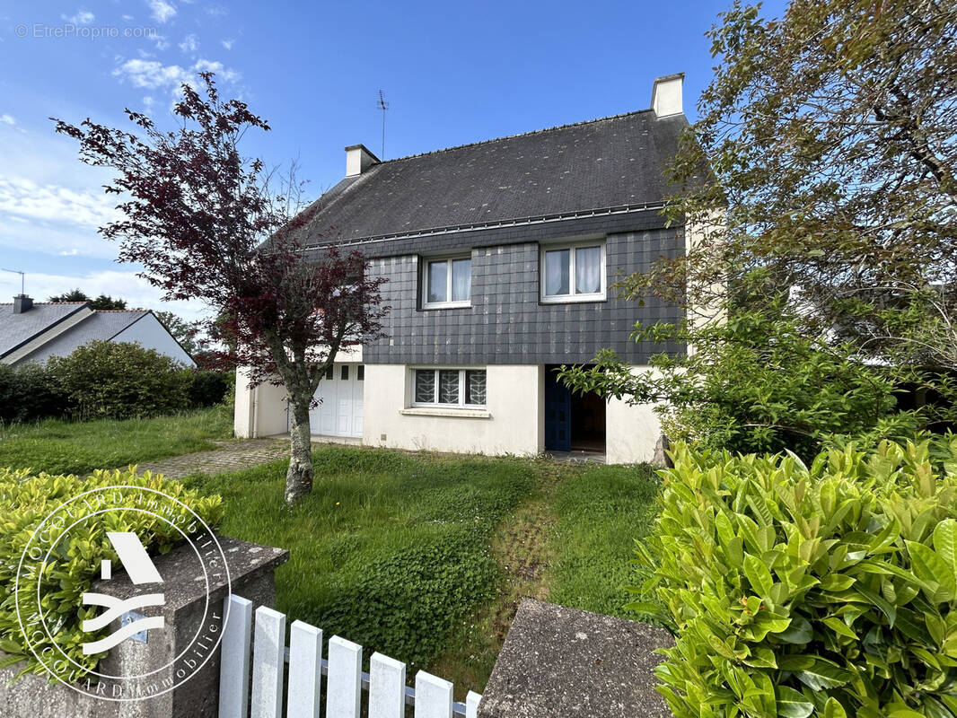 Maison à CRACH