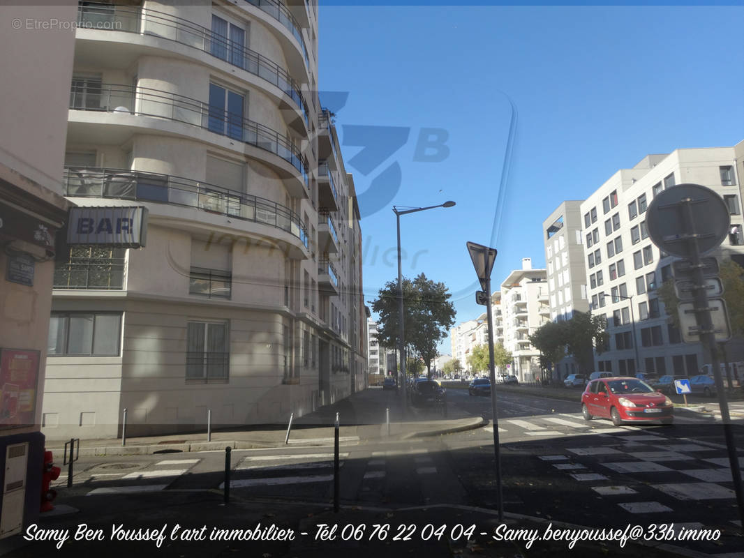 Parking à LYON-8E