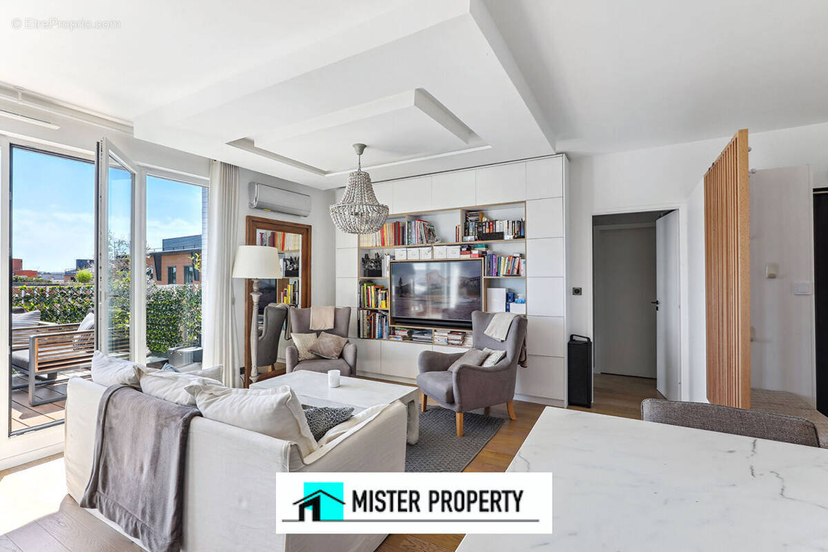 Appartement à SURESNES