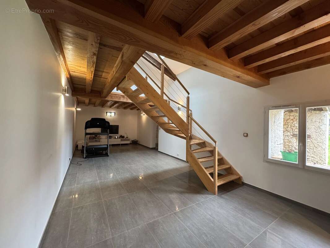 Maison à EYMET