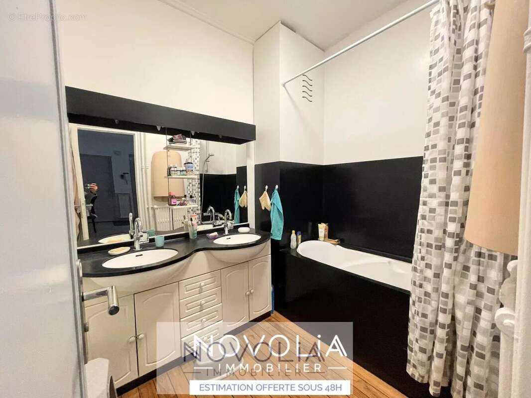 Appartement à LYON-6E