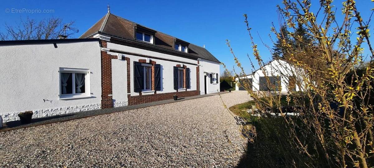 Maison à BERNAY