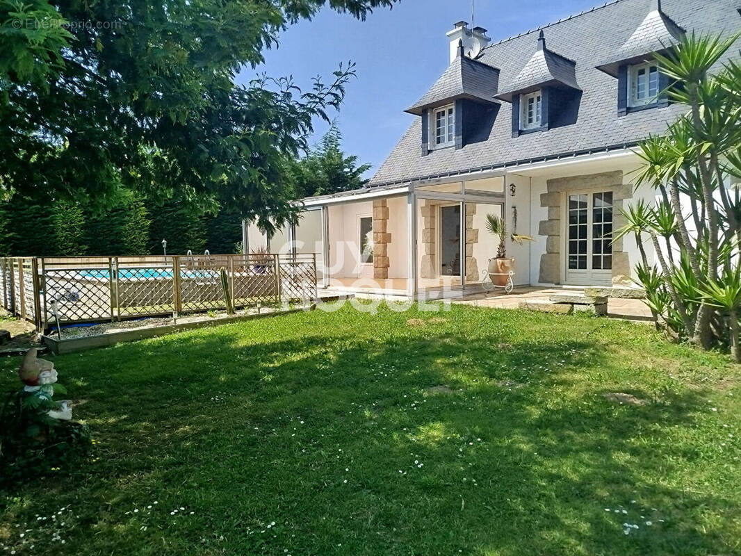Maison à LE HEZO