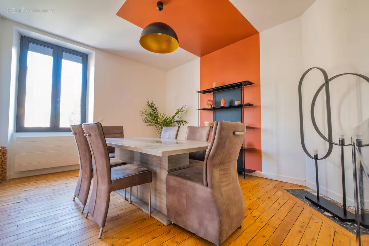Appartement à GUEUX