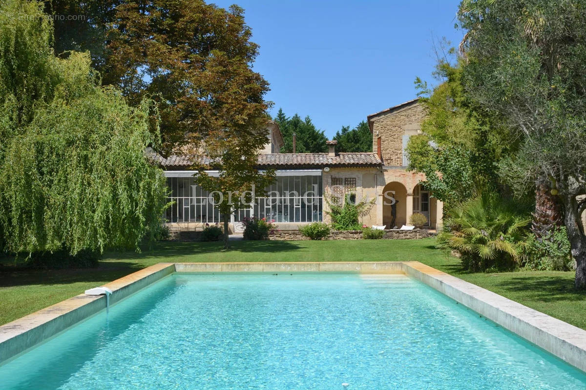Maison à ALTHEN-DES-PALUDS
