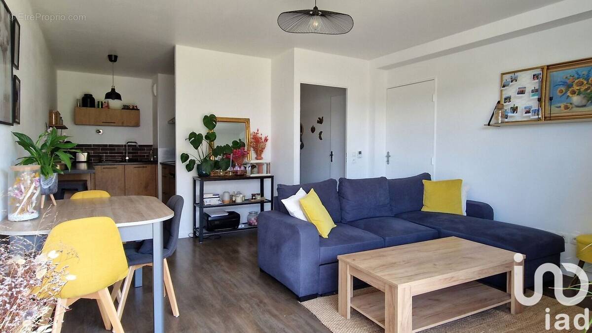 Photo 1 - Appartement à SAINT-JACQUES-DE-LA-LANDE