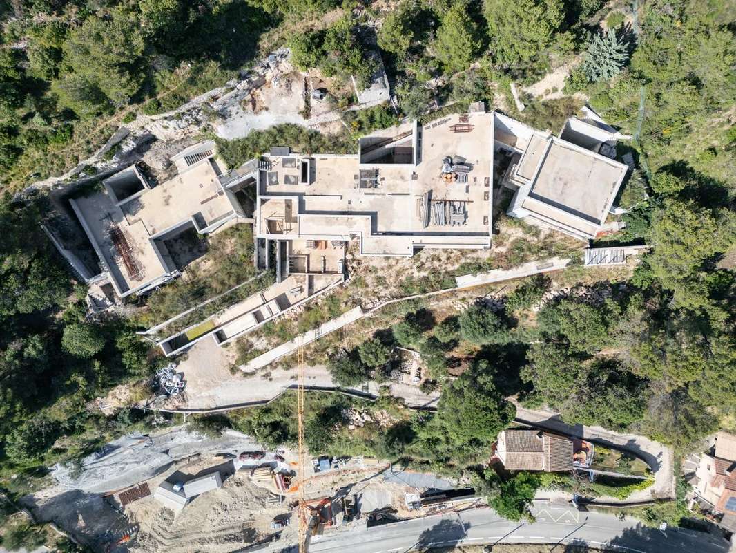Maison à EZE