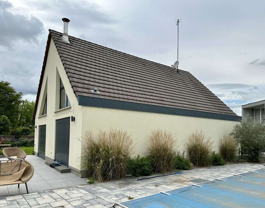 La façade nord-est - Maison à OBERSCHAEFFOLSHEIM