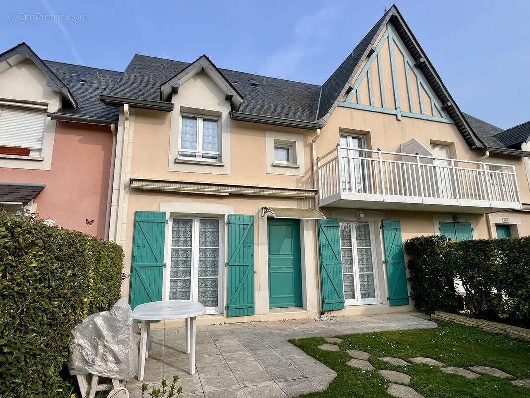Maison à DIVES-SUR-MER