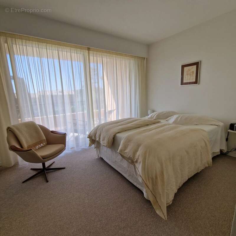 Appartement à VENCE