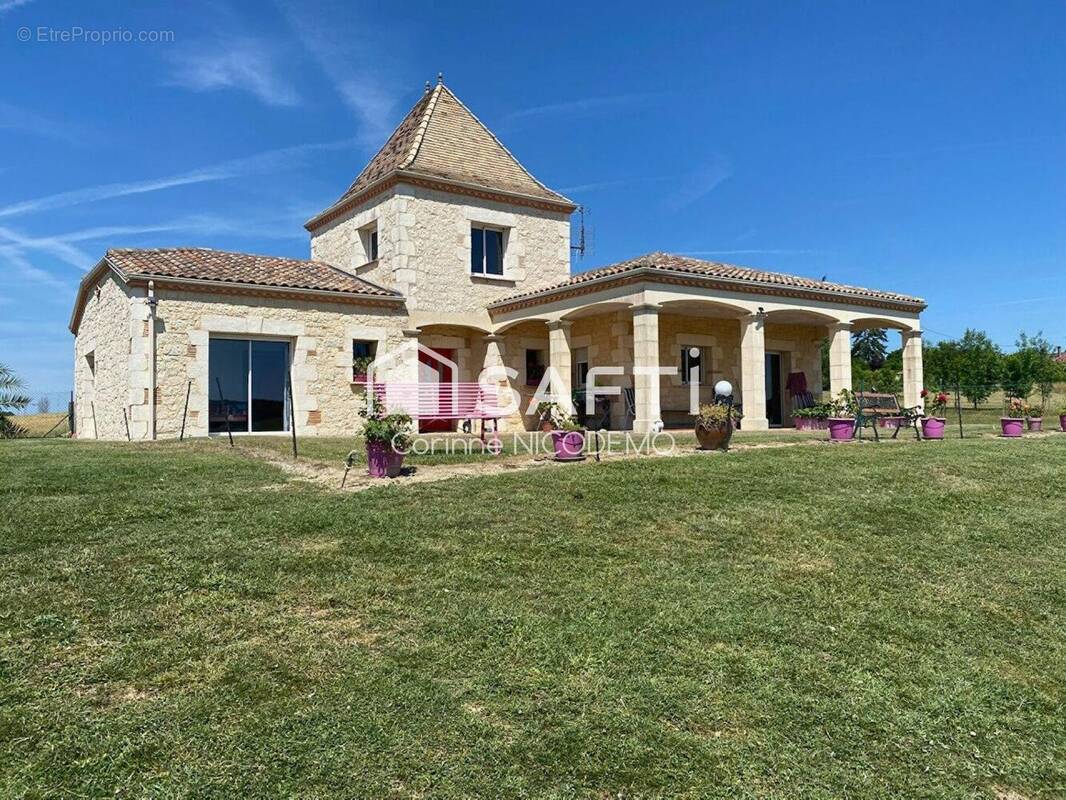 Photo 1 - Maison à MONBAHUS