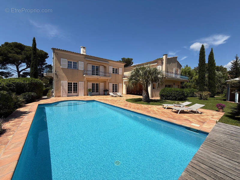 Maison à SAINT-RAPHAEL