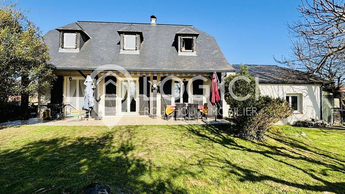 Maison à CESCAU