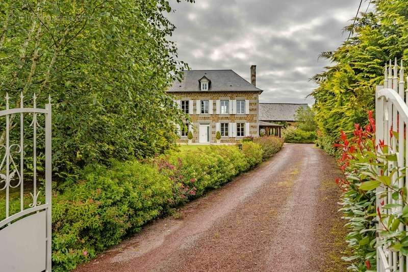 Maison à TORIGNI-SUR-VIRE