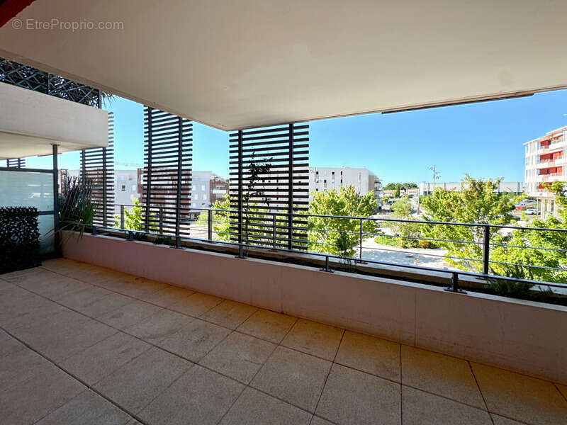 Appartement à JUVIGNAC