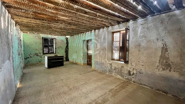 Maison à UGINE