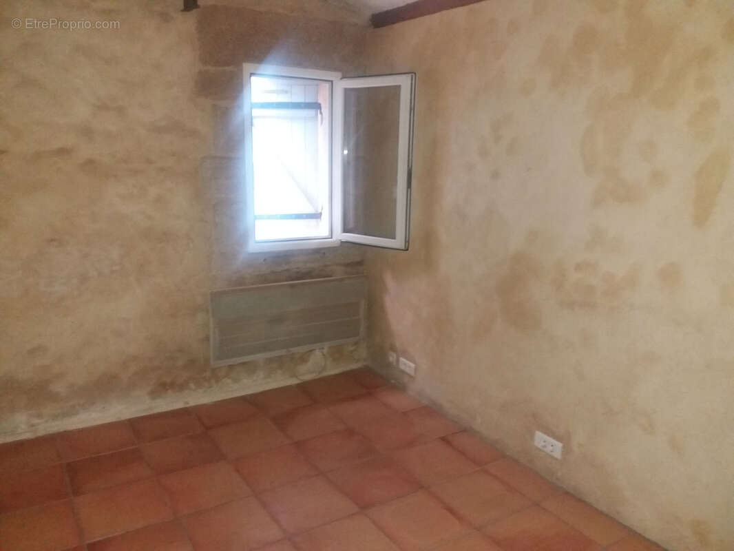 Appartement à AIGUES-VIVES