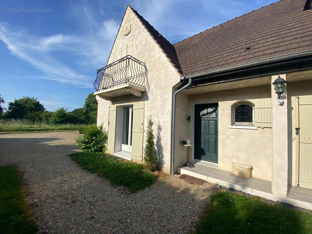 Maison à SENLIS