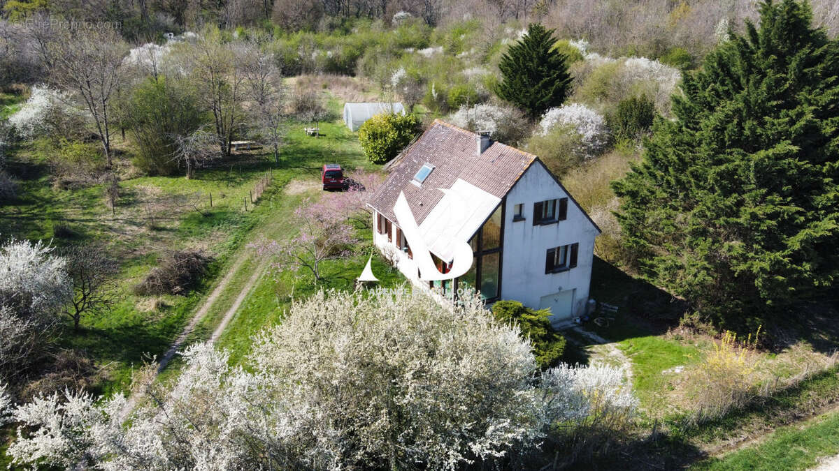 Maison à MORMANT