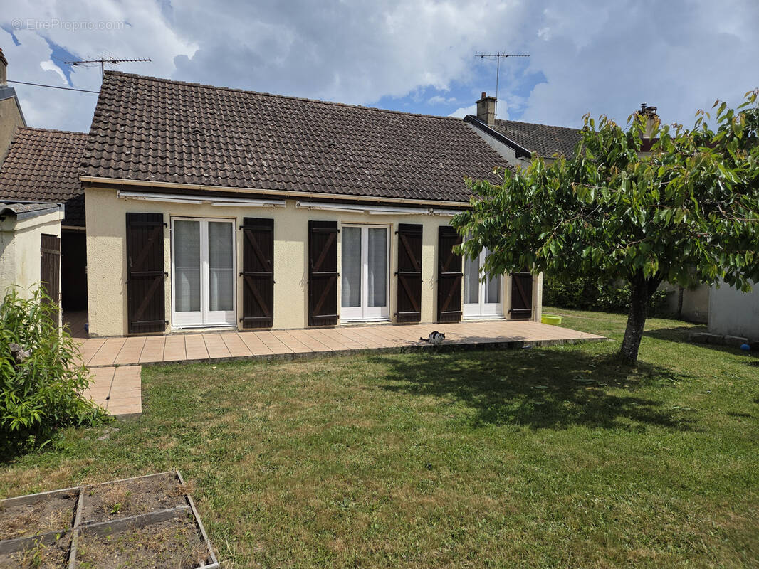 Maison à MOULINS