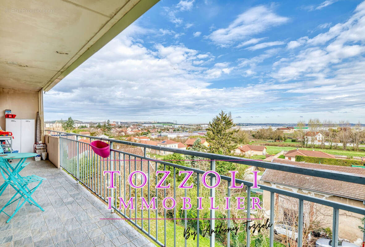 Appartement à SAINT-QUENTIN-FALLAVIER