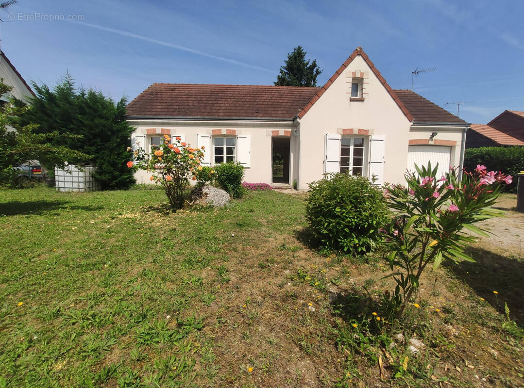 Maison à MEUNG-SUR-LOIRE