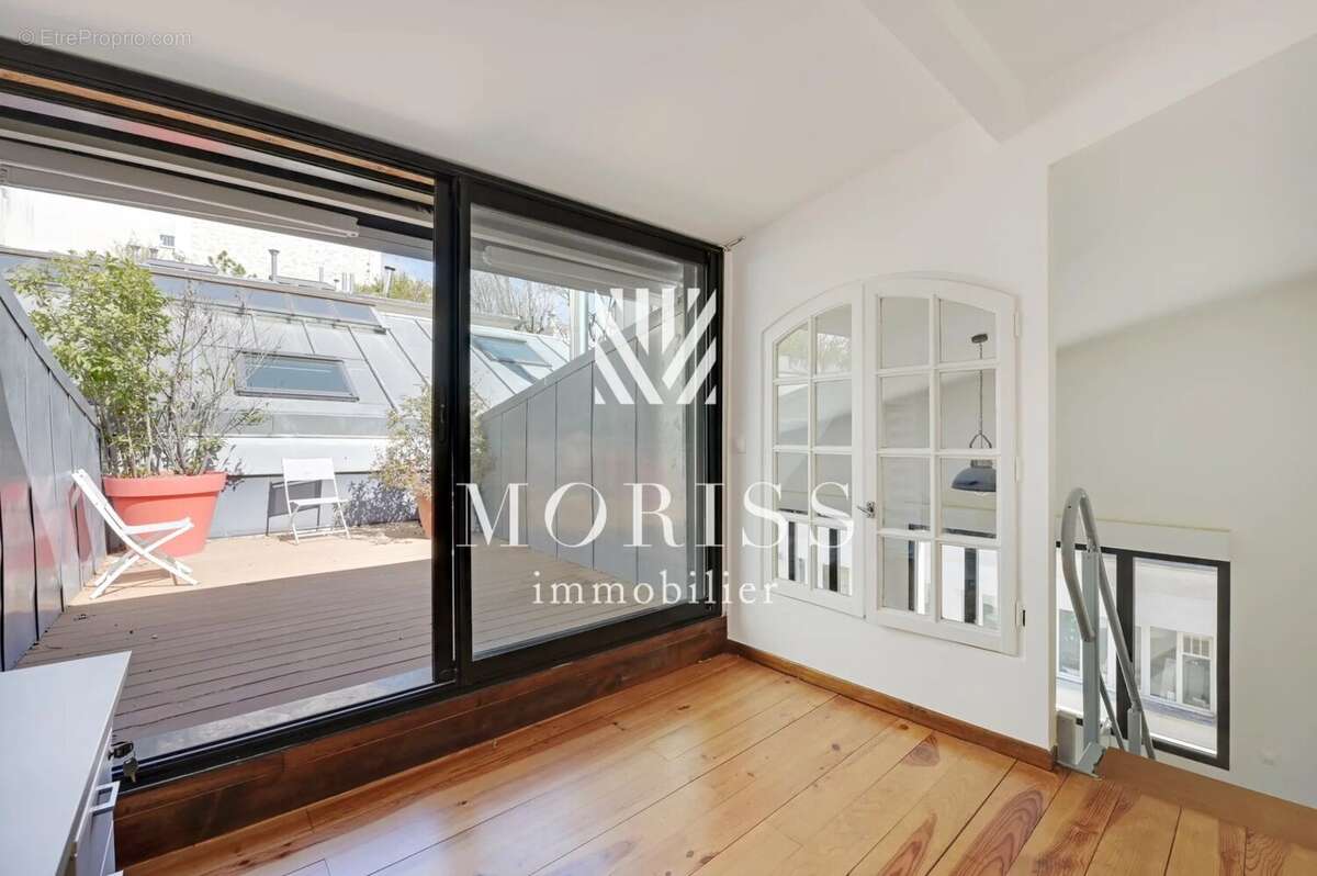 Appartement à PARIS-9E