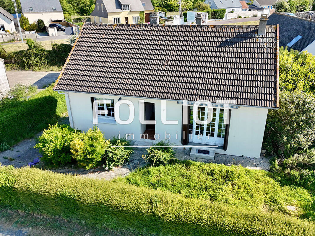 Maison à AGON-COUTAINVILLE