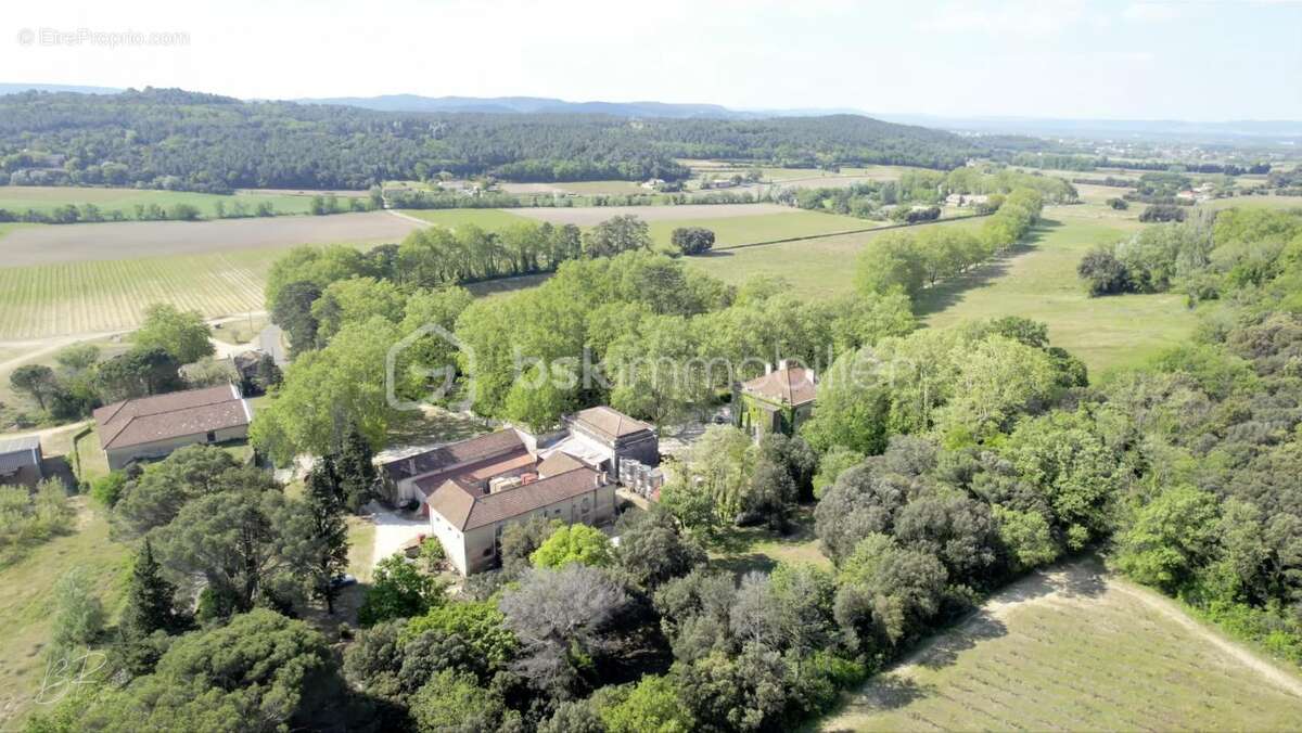Maison à BOLLENE