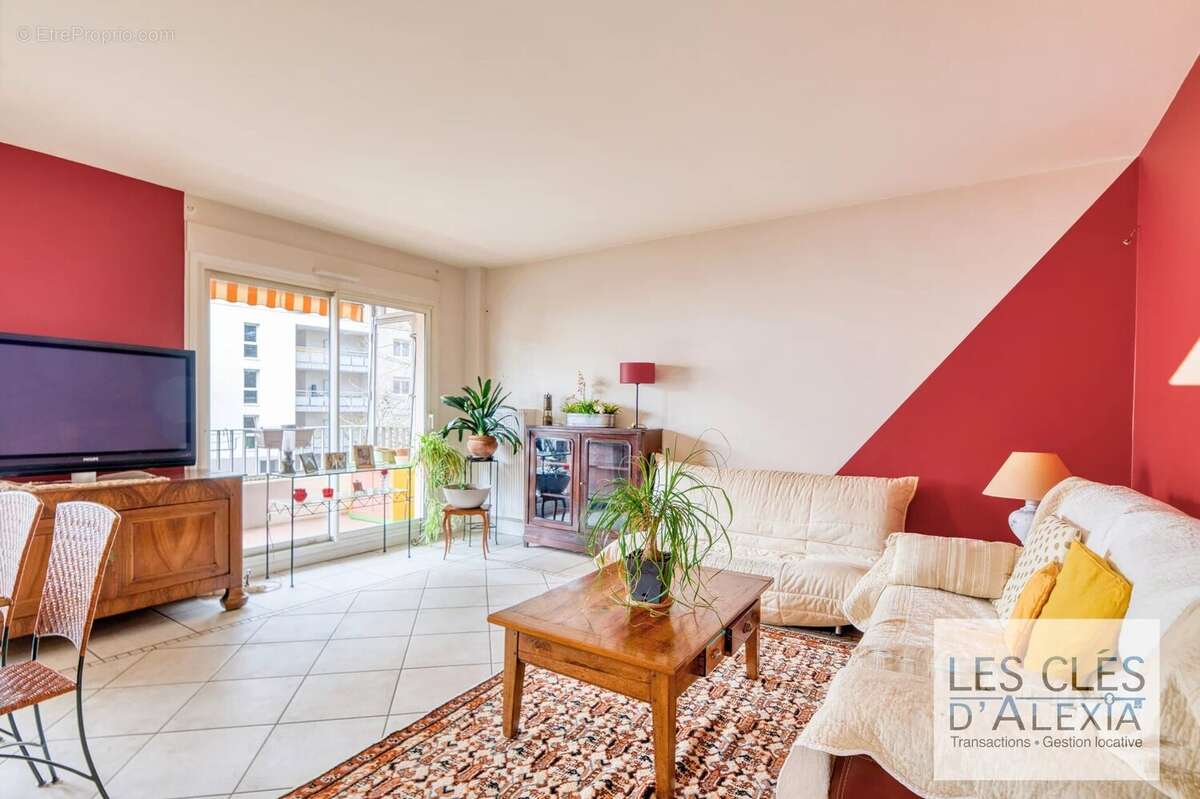 Appartement à TASSIN-LA-DEMI-LUNE