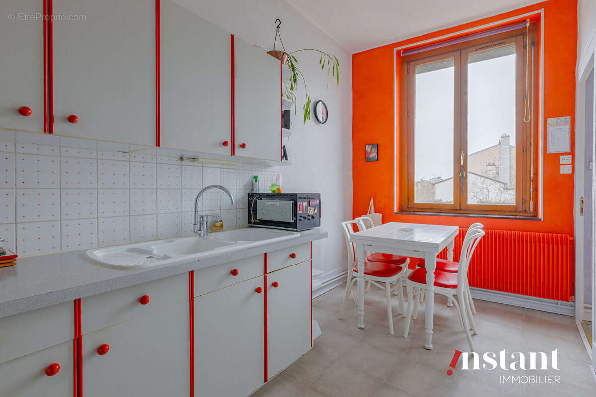 Appartement à LYON-4E