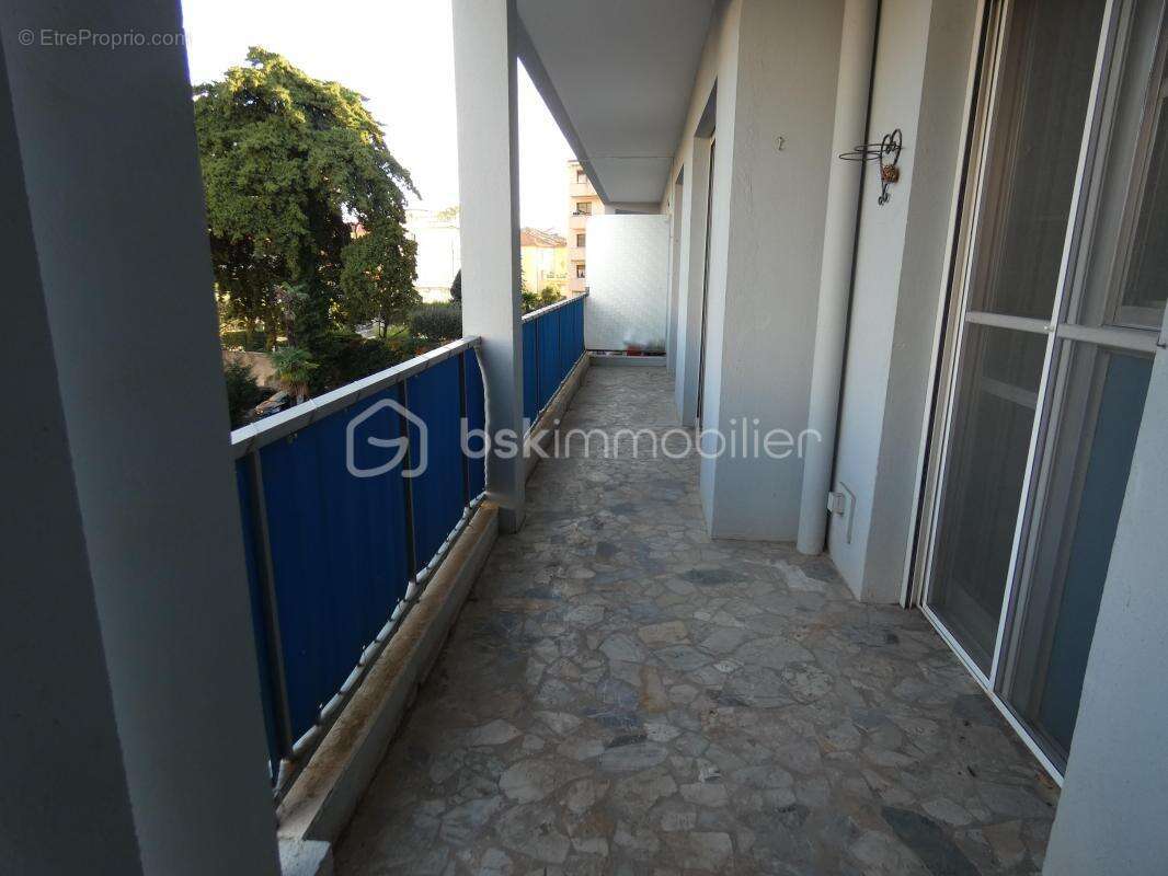 Appartement à VENCE