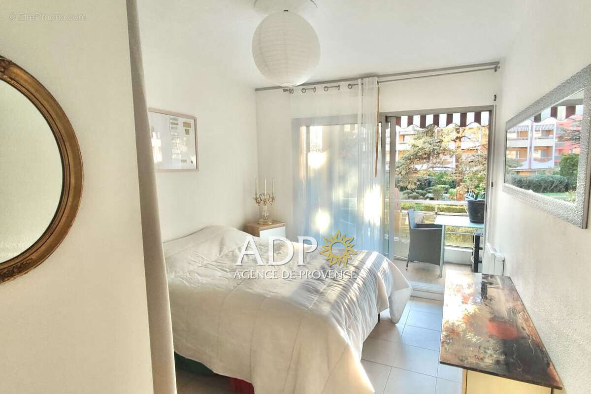 Appartement à MANDELIEU-LA-NAPOULE