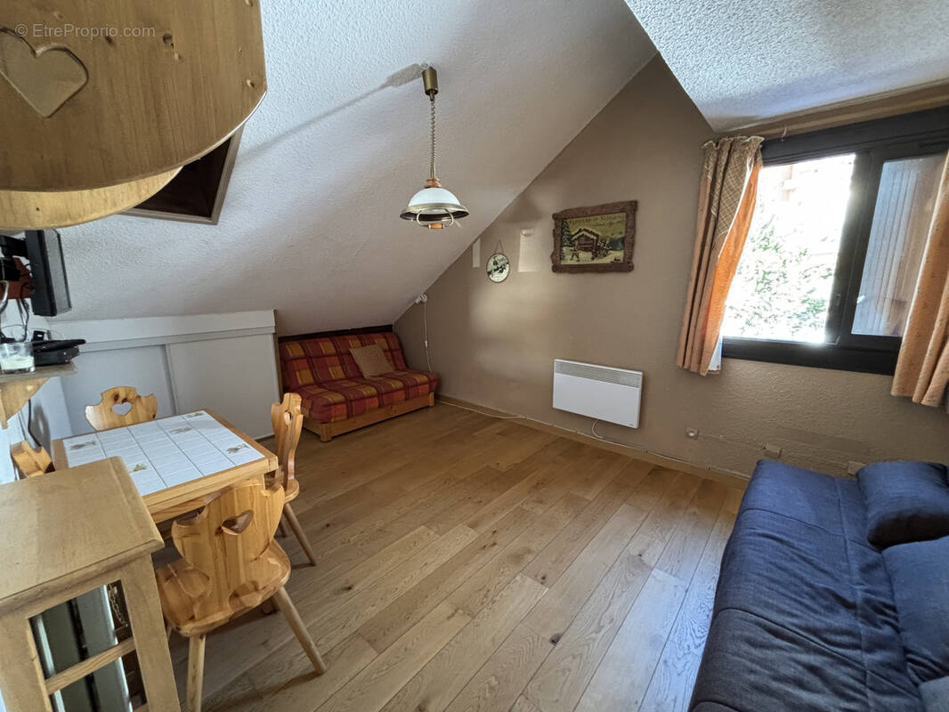 Appartement à SAINT-FRANCOIS-LONGCHAMP